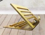 ⁦حامل مصحف خشبي (زان فاخر) قابل لتعديل الارتفاع والزاوية | متانة استثنائية وتصميم ملكي⁩ - الصورة ⁦2⁩